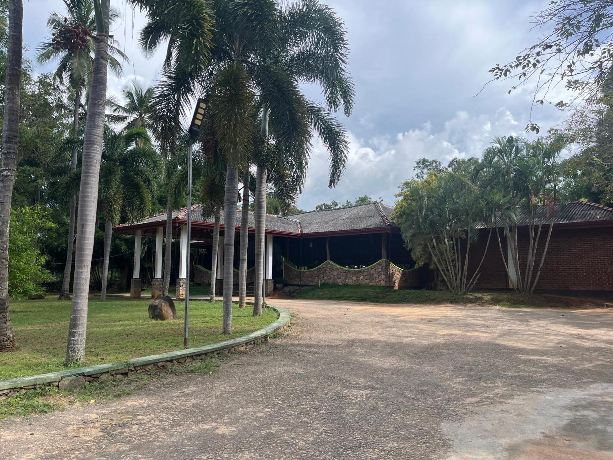 Royal Green Garden - Puttalam Exterior foto
